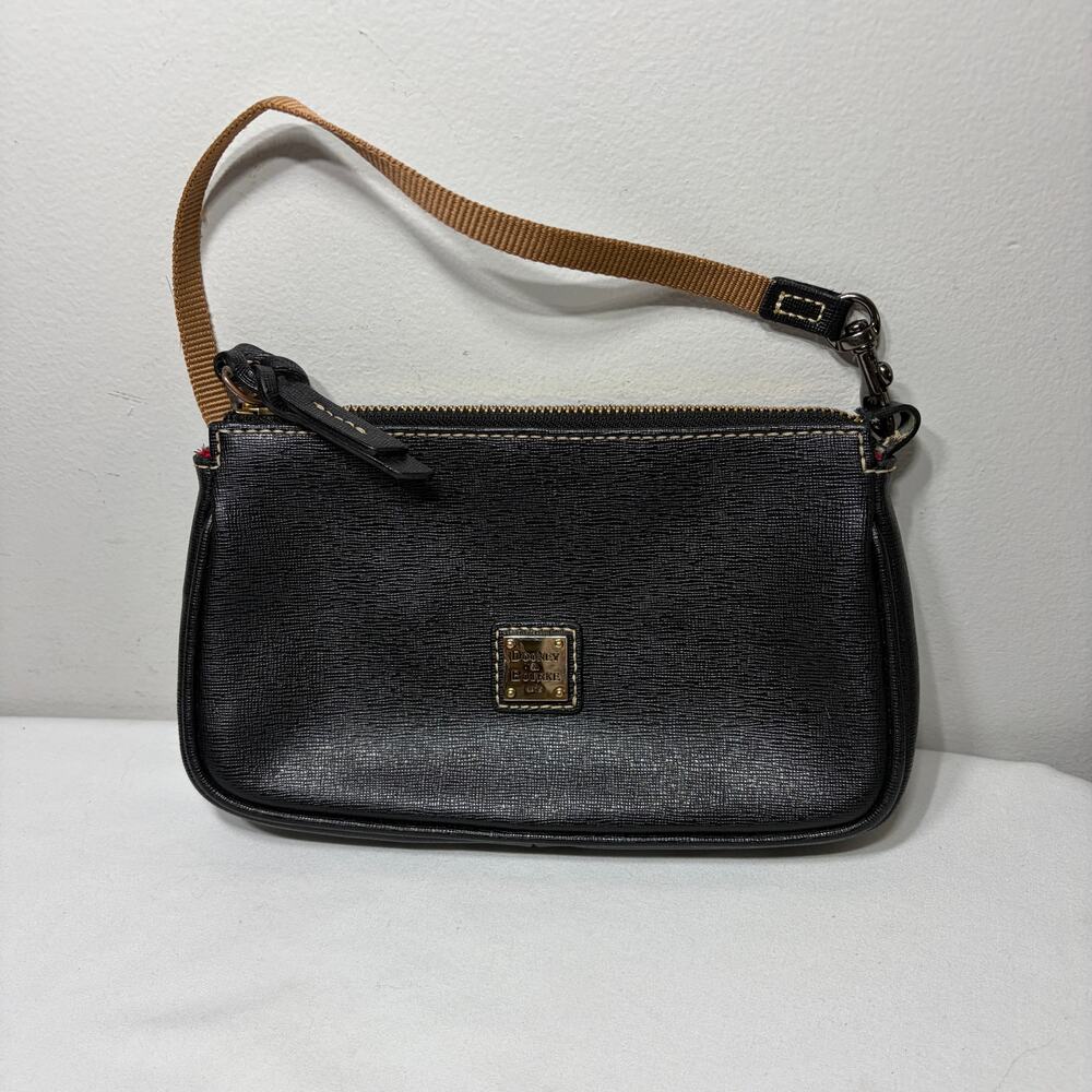 Dooney & Bourke Wristlet Bag Black Leather Zip Credit Card Phone Gold Travel 8x5